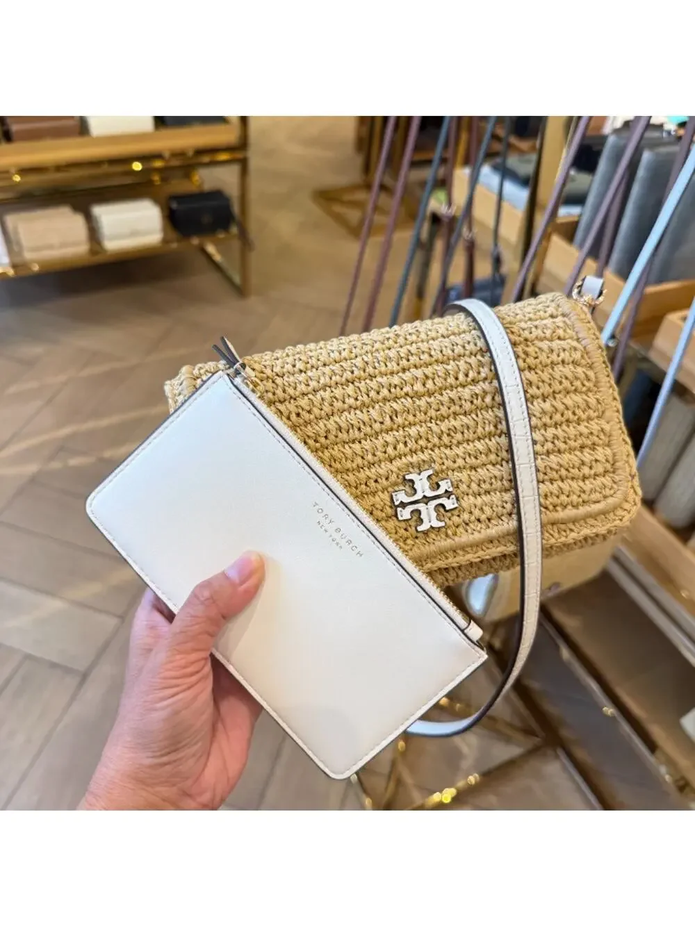 Tory Burch Thea Raffia Flat Wallet Crossbody 180152 Raffia / Ice Crystal $525 - Picture 1 of 9